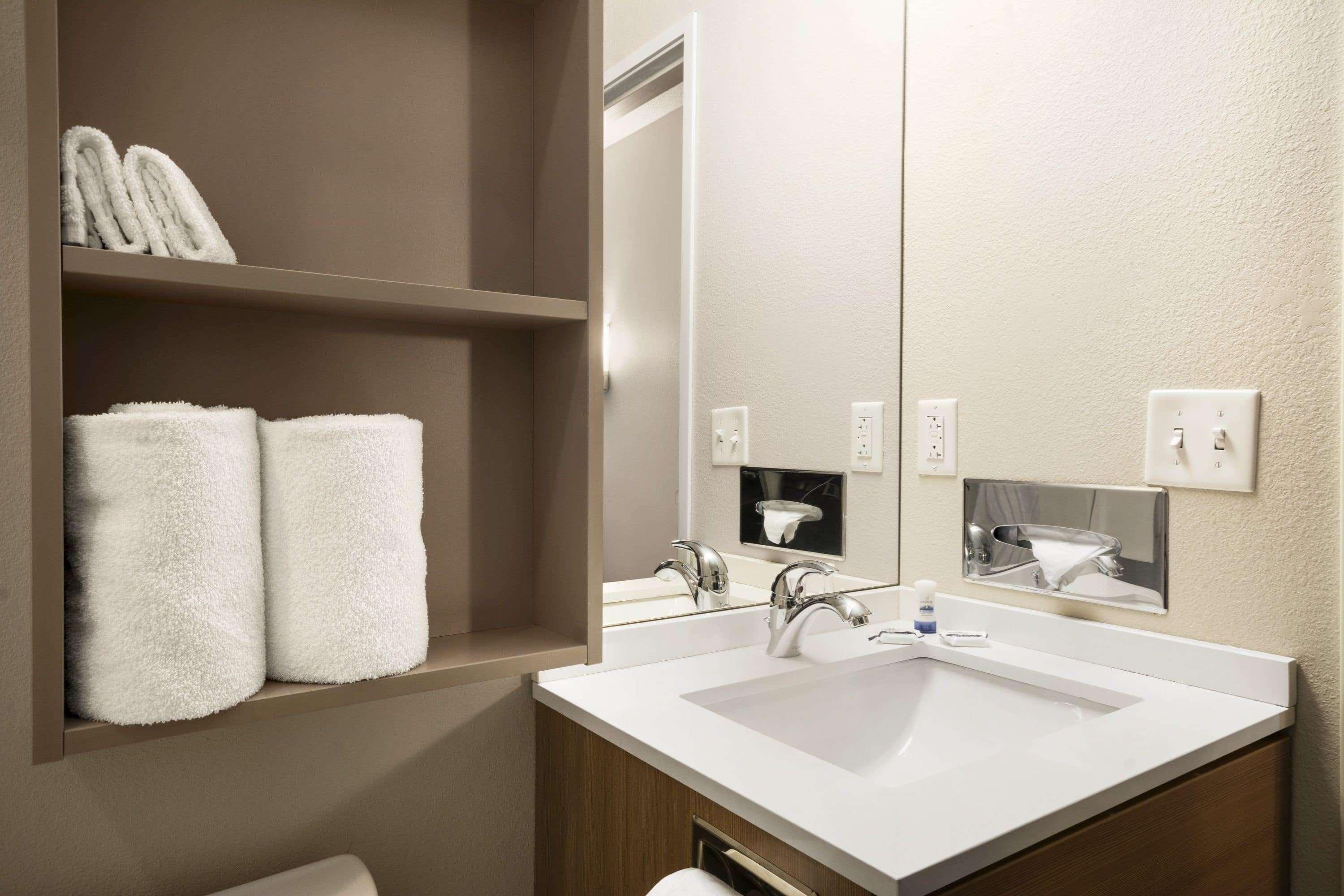 Microtel Inn & Suites By Wyndham Lynchburg Exteriör bild