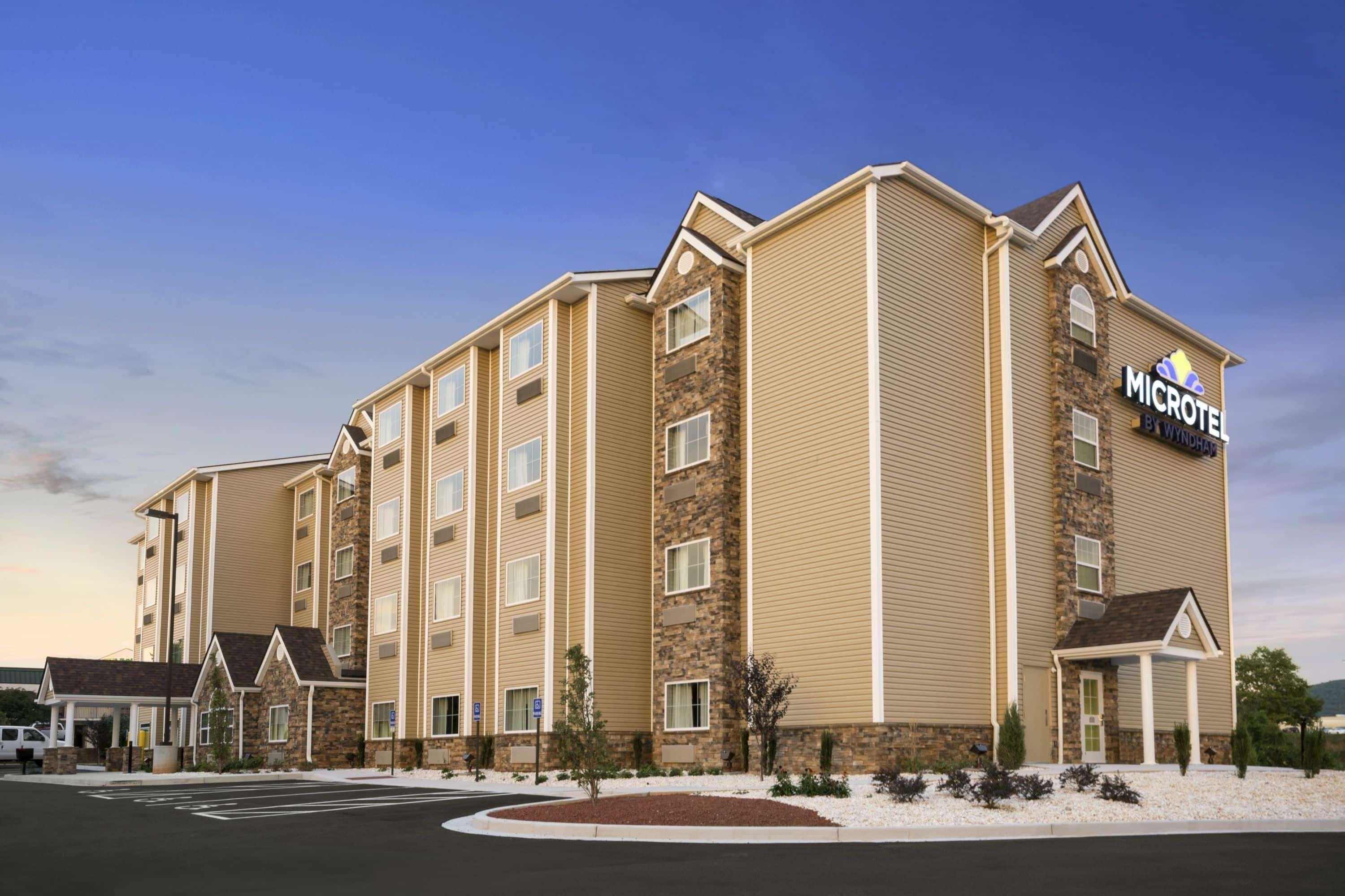 Microtel Inn & Suites By Wyndham Lynchburg Exteriör bild