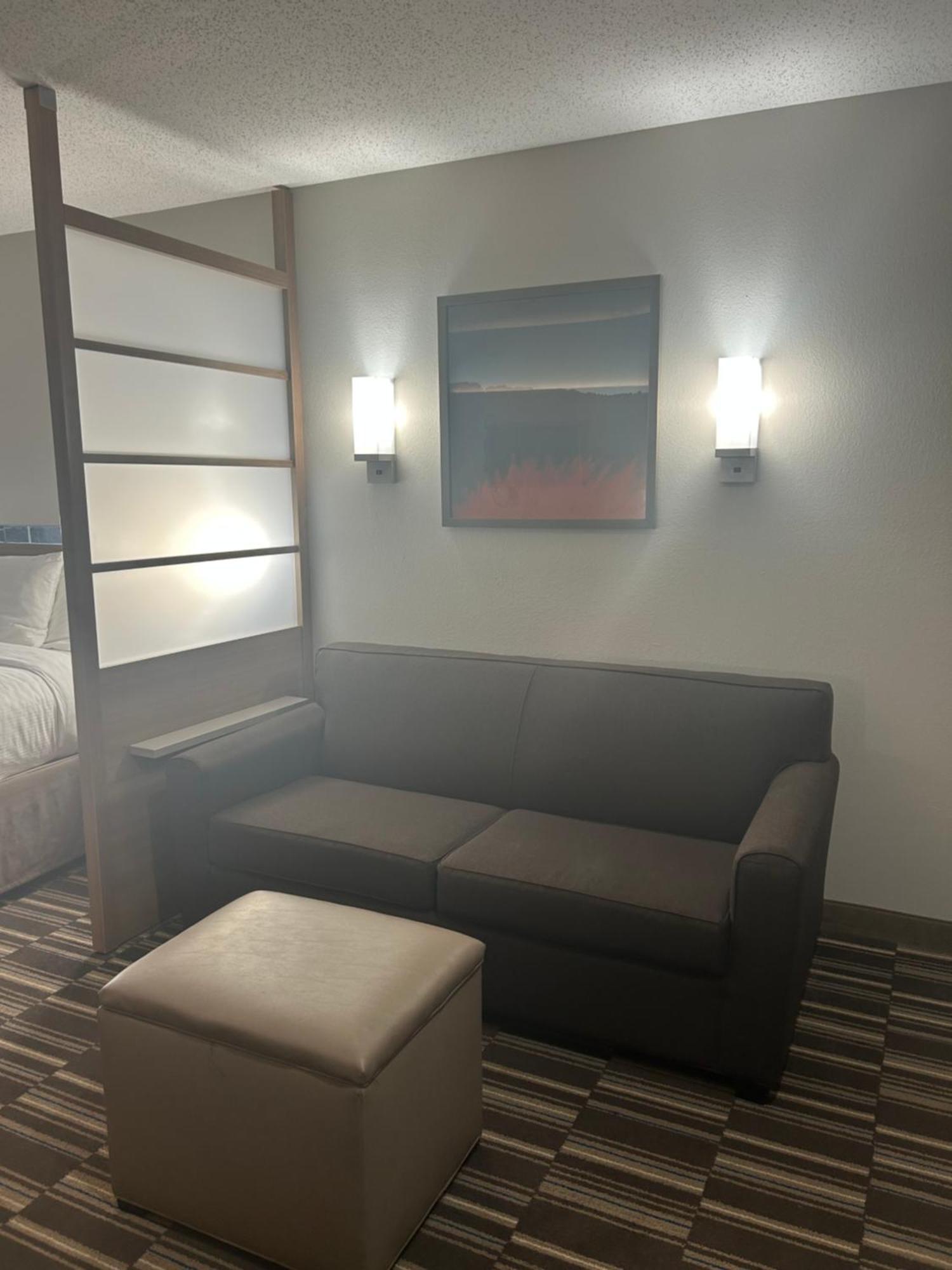Microtel Inn & Suites By Wyndham Lynchburg Exteriör bild